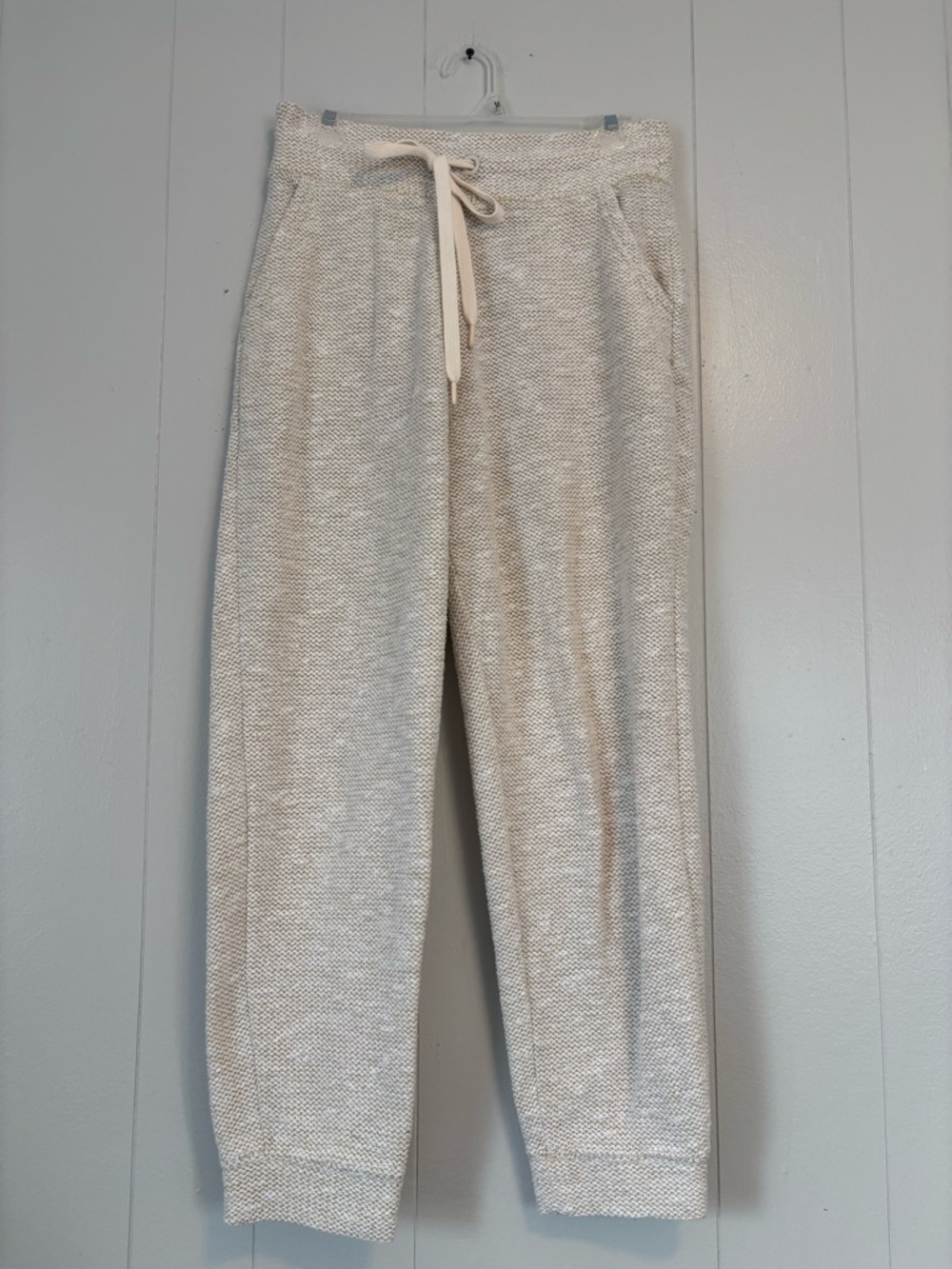 Offline by Aerie Cozy Knit Joggers Womens M Cream/Oatmeal Drawstring